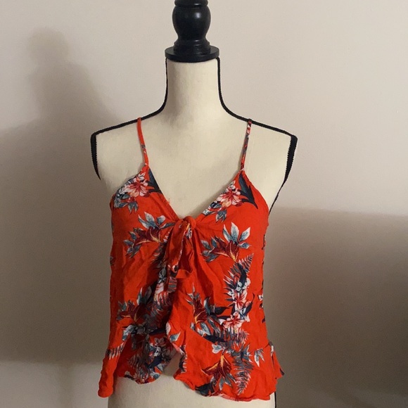 💕☀️Summer Sleeveless Top☀️💕Large - Picture 2 of 3